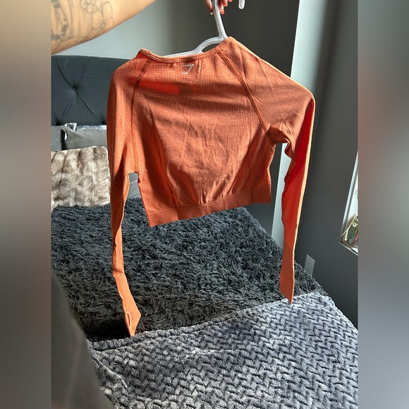 NWOT gymshark long sleeve 🍊 - Picture 2 of 3